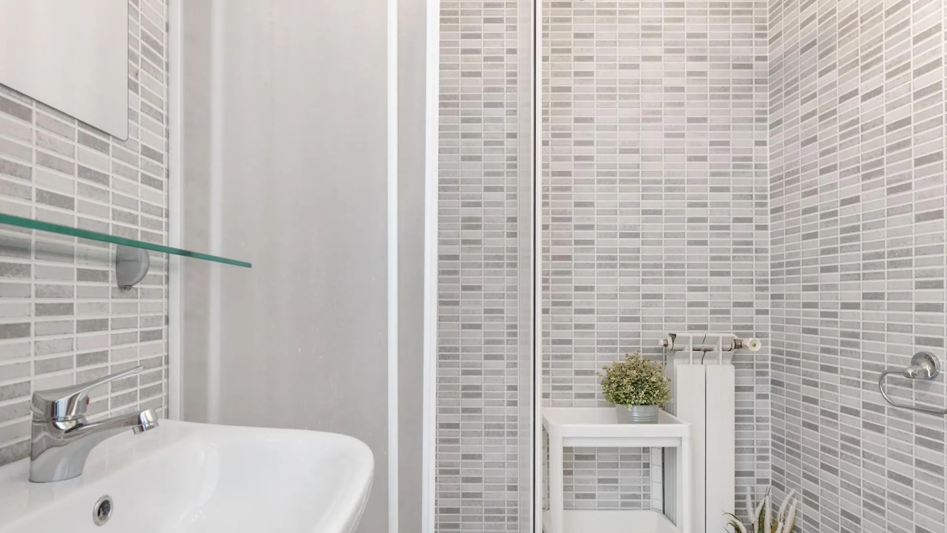 רומא Central Little Basic Apartment